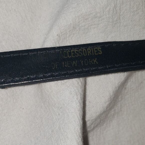 𝅺vintage Brown suede belt MZA of NY thin belt gold buckle - Picture 3 of 5